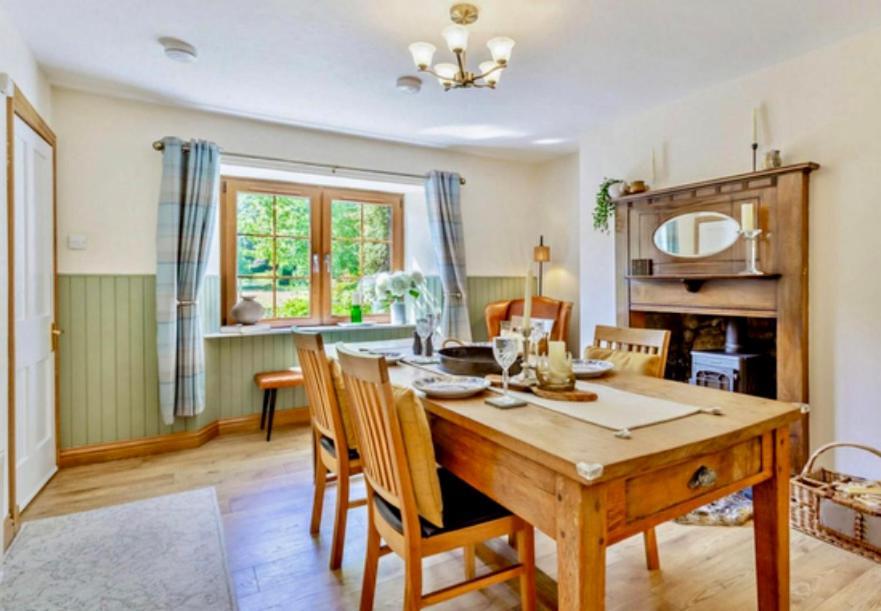 Rosemount Cottage Two - Highland Cottage Garve Eksteriør bilde